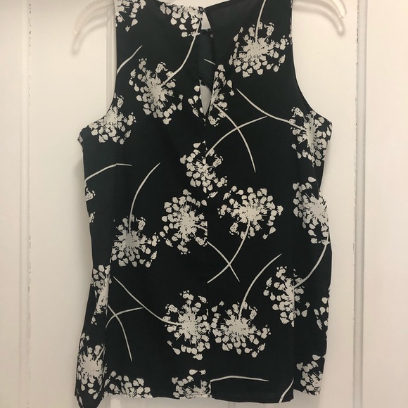 Elegant black and white blouse - Picture 2 of 3